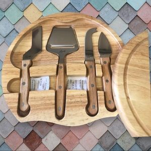 NWOT!Picnic Time Legacy 5 Piece Wooden Cheese Board set With Knives